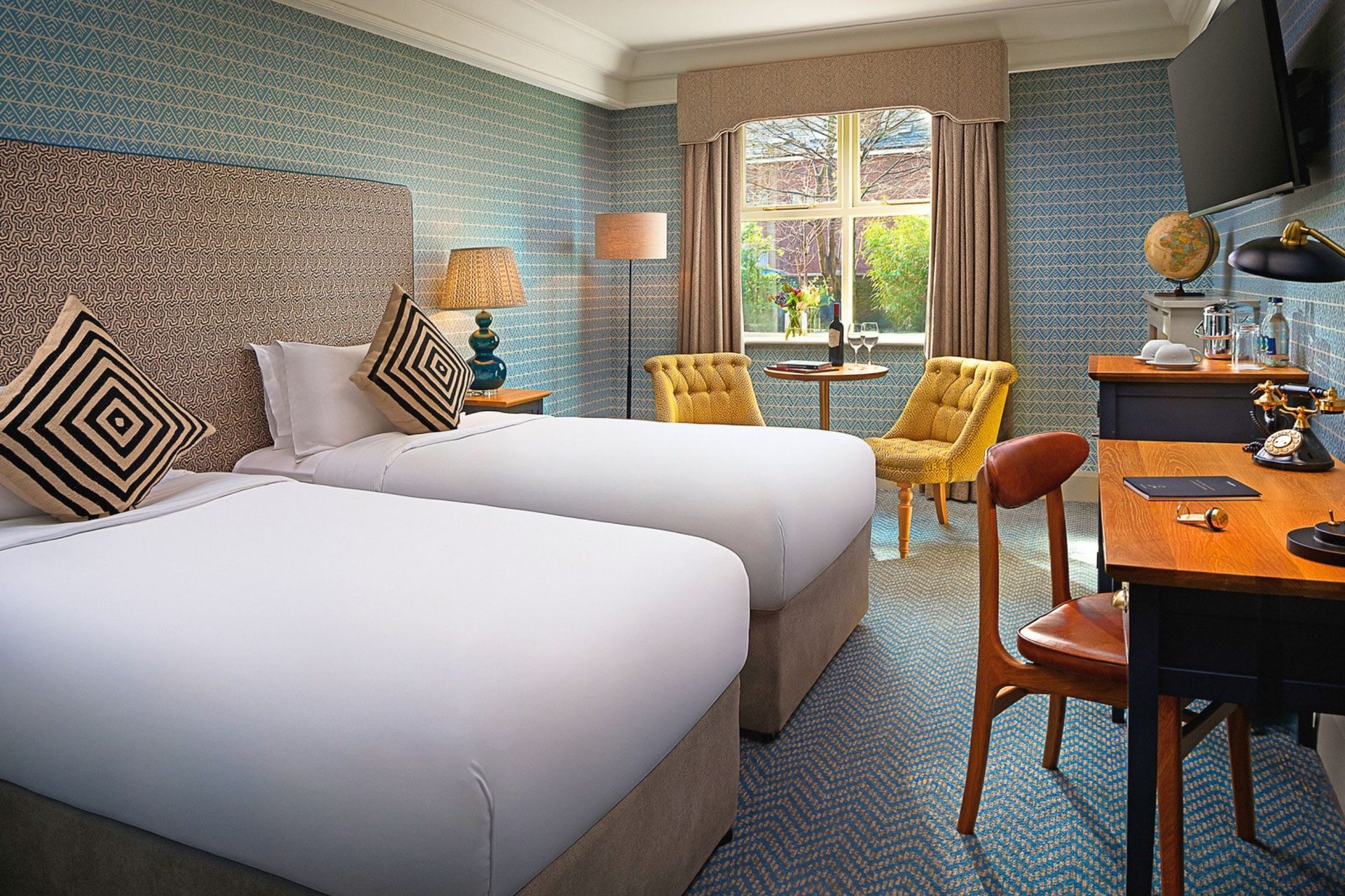 Twin-room-2-single-size-beds-wine-to-the-room